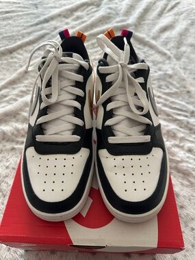 Nike court borough low